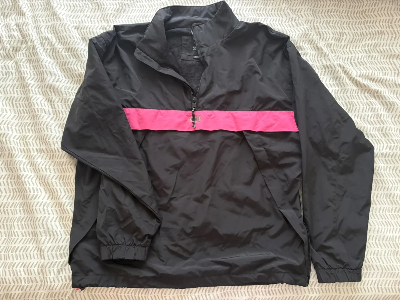 Buzo Pull&bear · Talle M