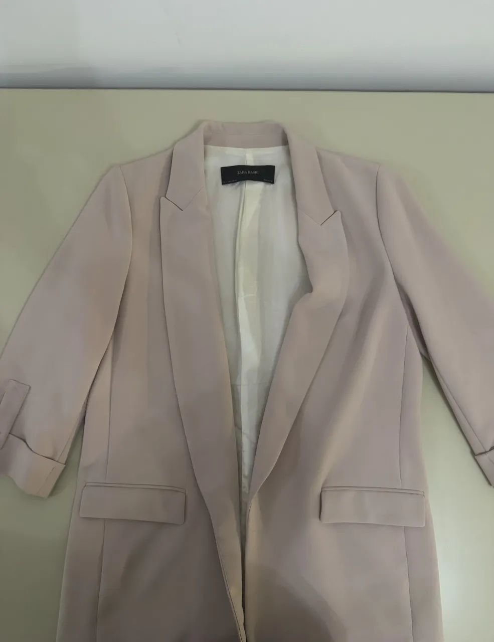 Zara Basic · Talle L