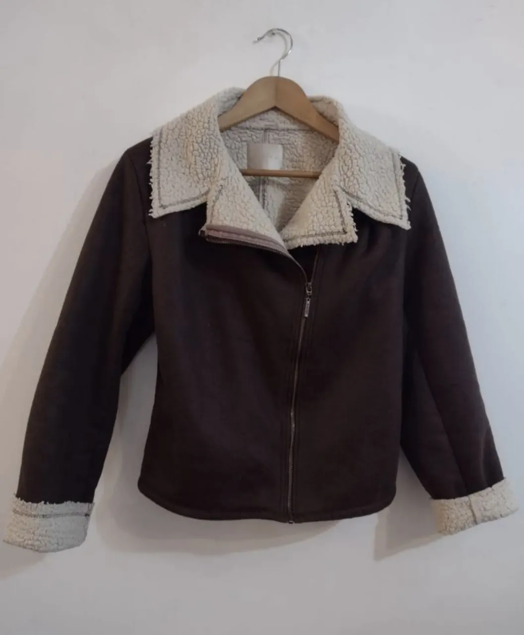 Campera Ossira · Talle L