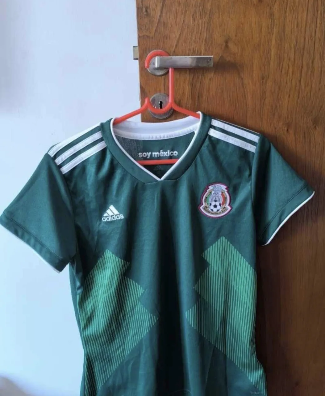 adidas · Talle S