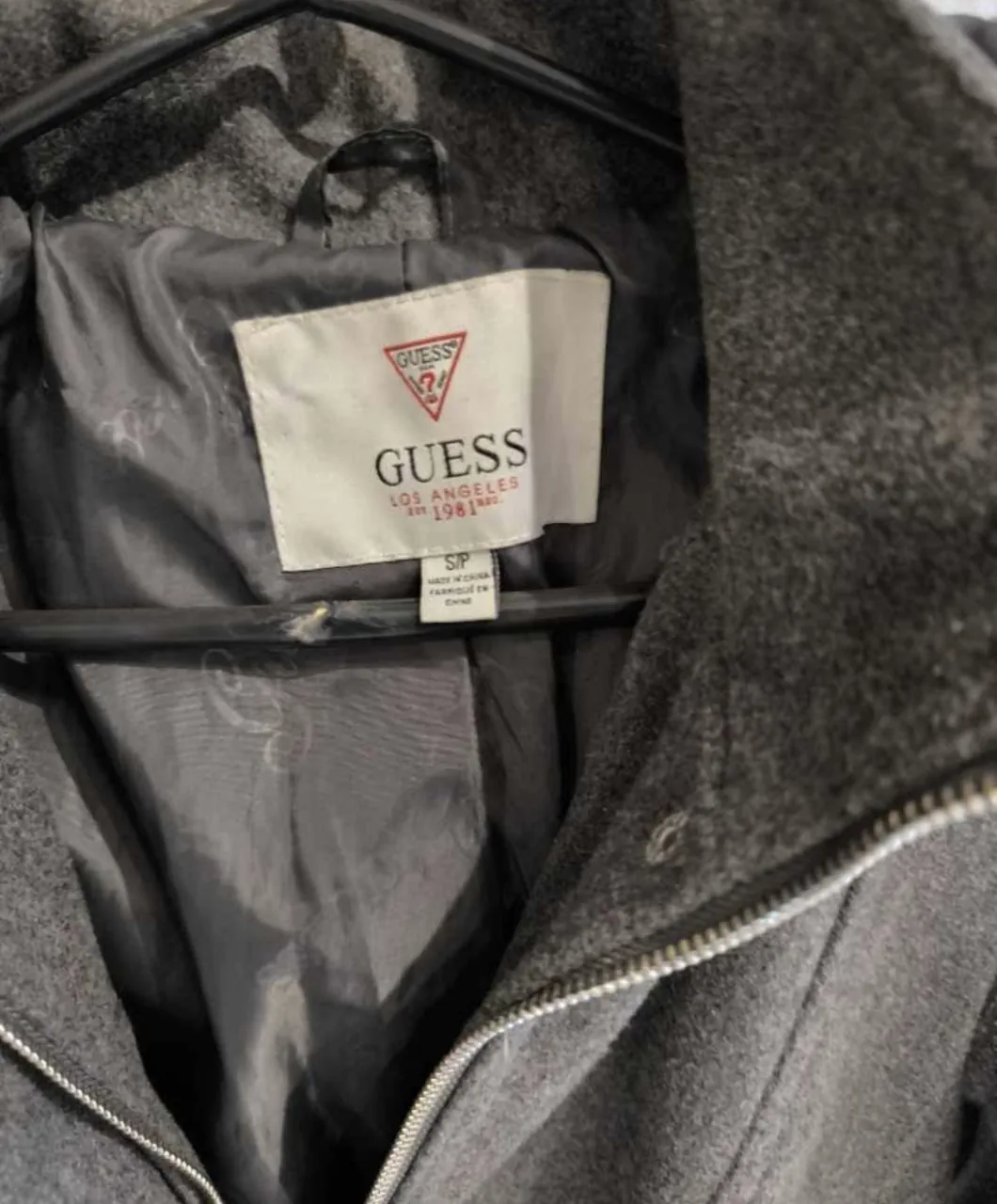 Tapado GUESS - imagen 3