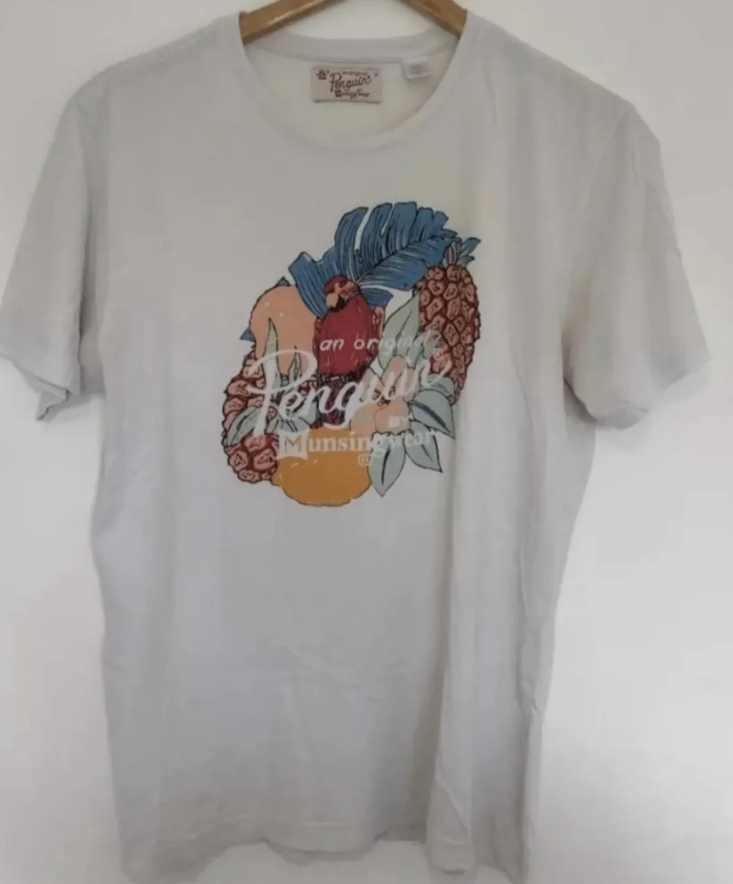 Remera Penguin · Talle M