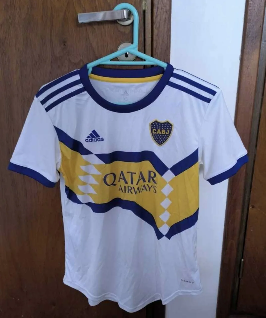 Camiseta adidas · Talle XS