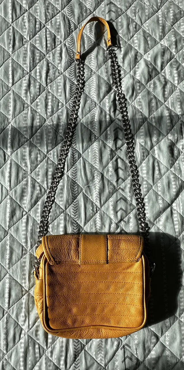 Cartera Olivetta