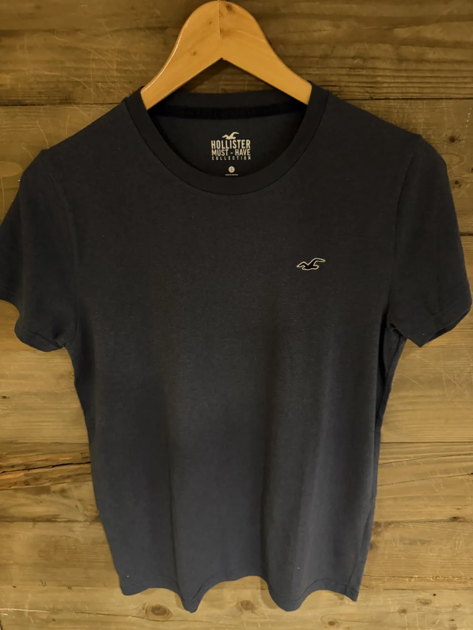 Remera Hollister · Talle S