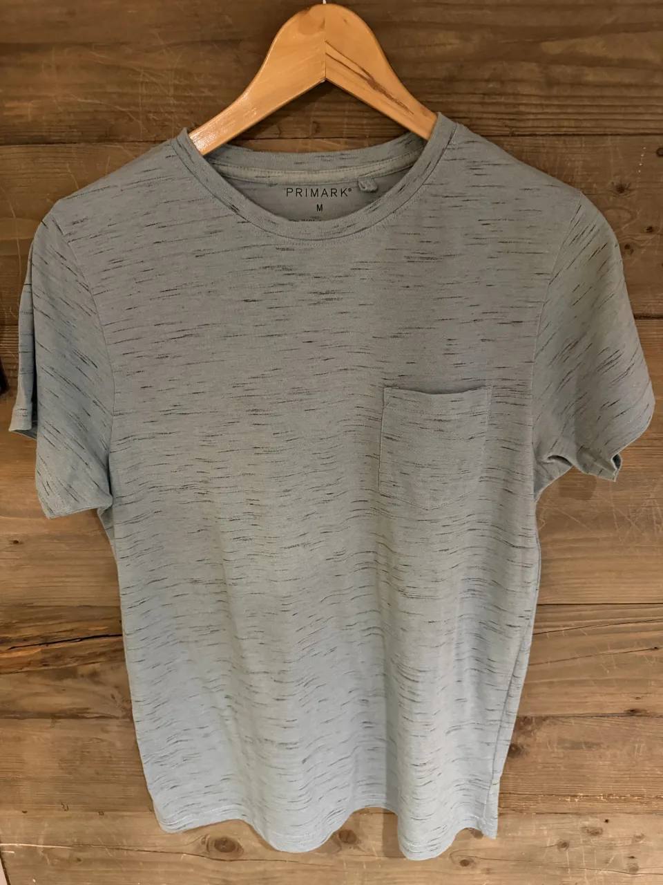Remera Primark · Talle M