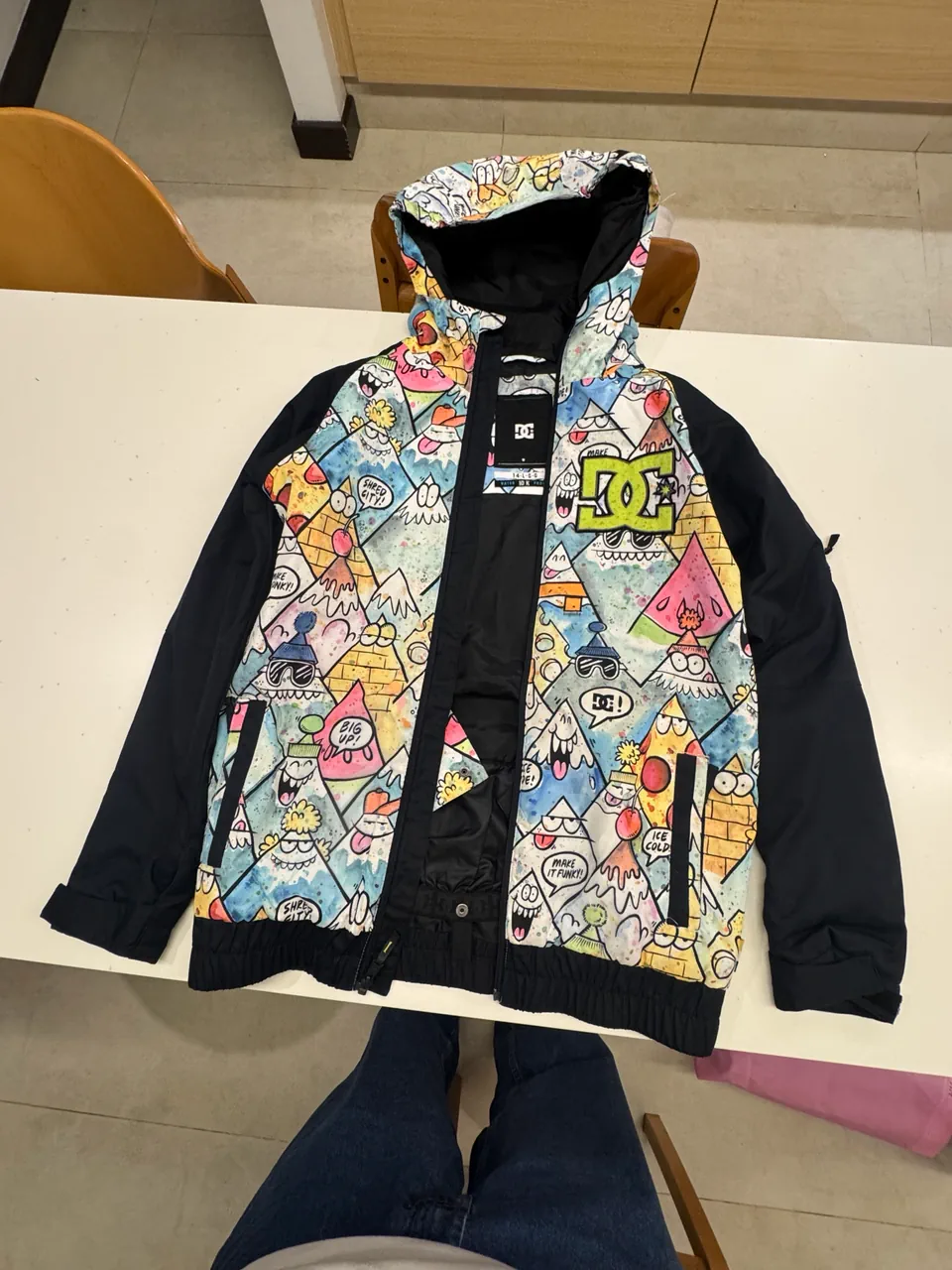 Campera DC - imagen 1