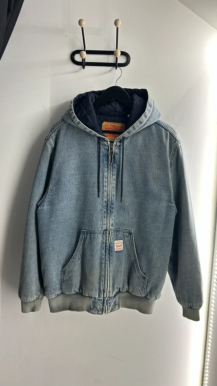 Levi's · Talle M