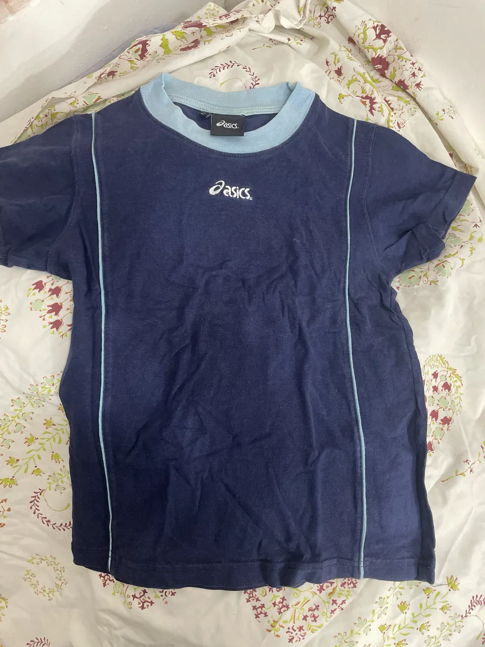 Remera Asics · Talle M