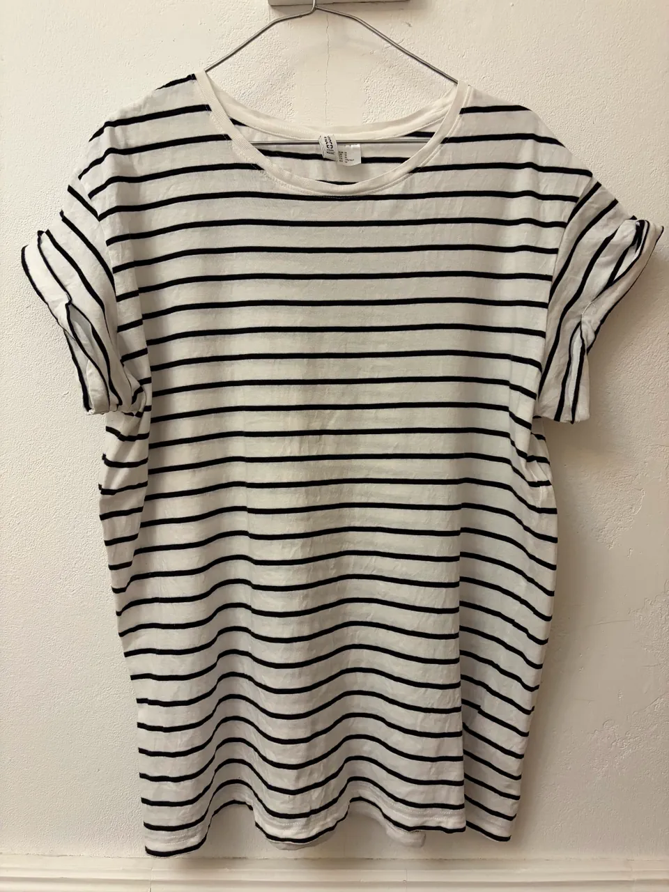 Remera H&M - imagen 1