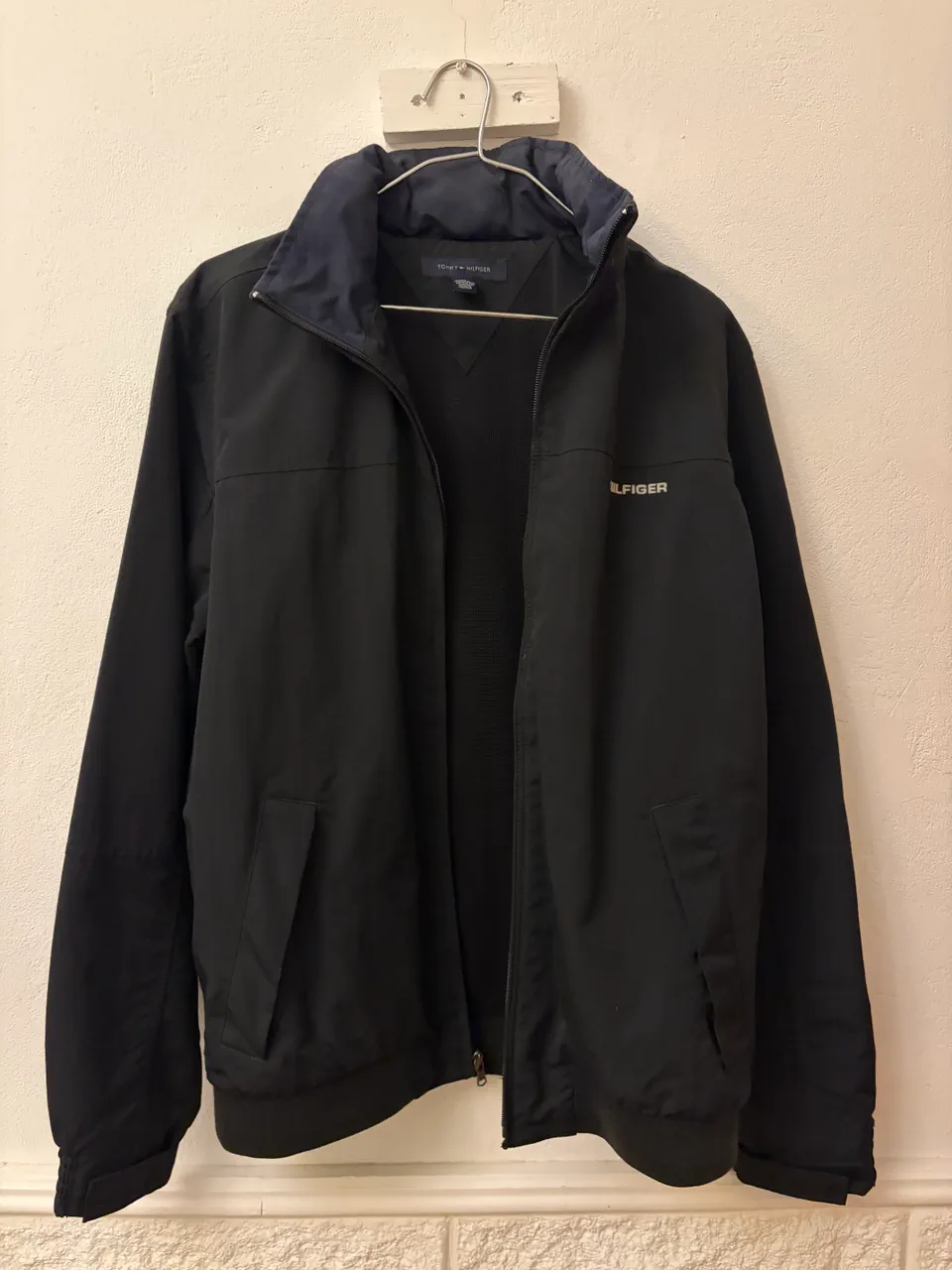 Tommy Hilfiger · Talle M