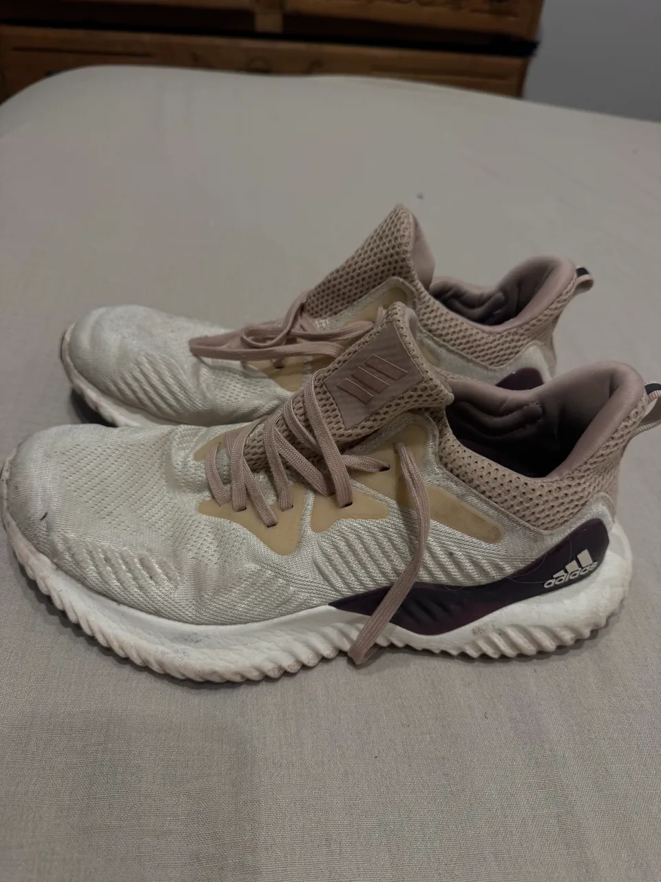 adidas · Talle US 9