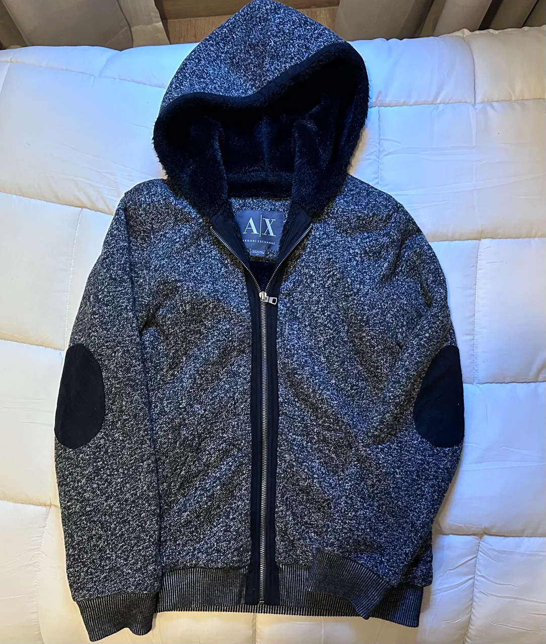 Buzo Armani Exchange · Talle S