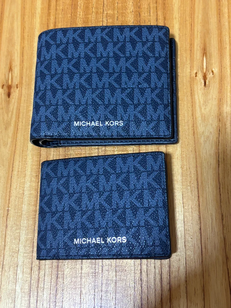 Billetera Michael Kors - imagen 1