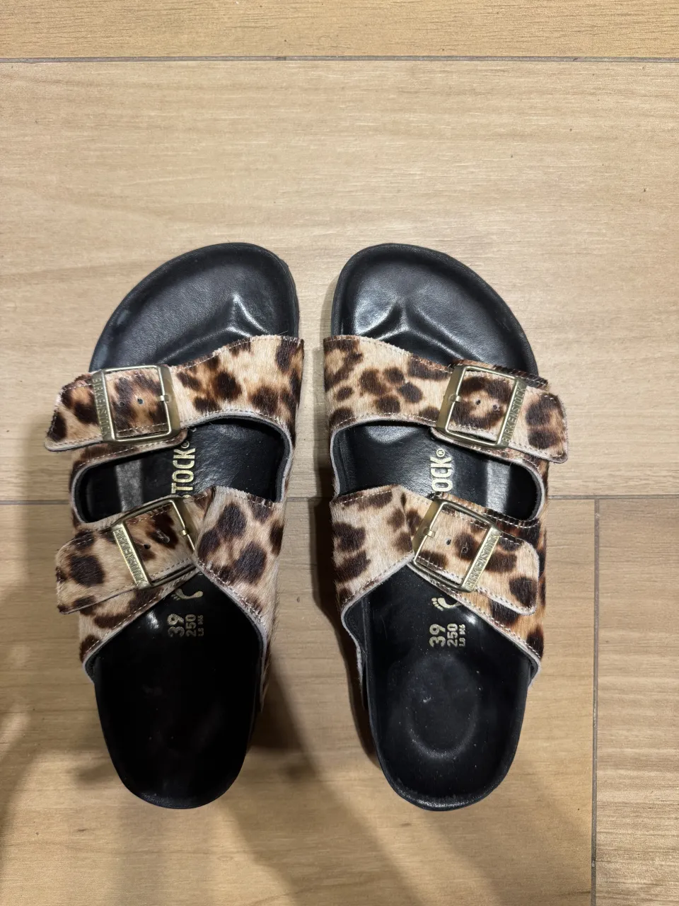 Birkenstock · Talle AR 39