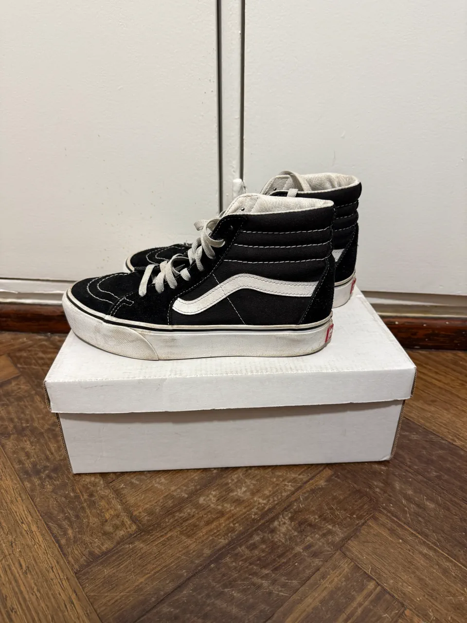 Vans · Talle AR 37
