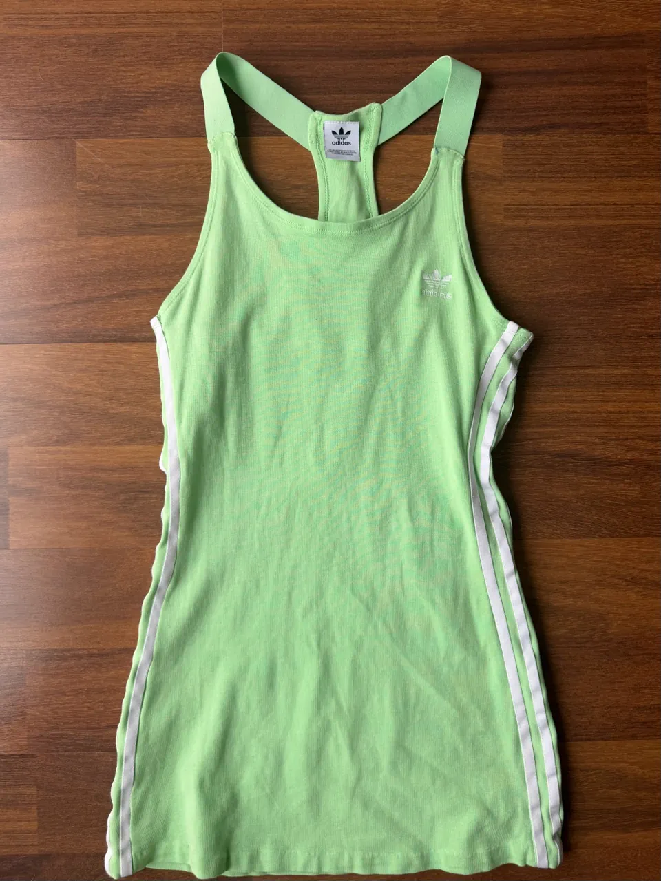 Vestido adidas - imagen 1