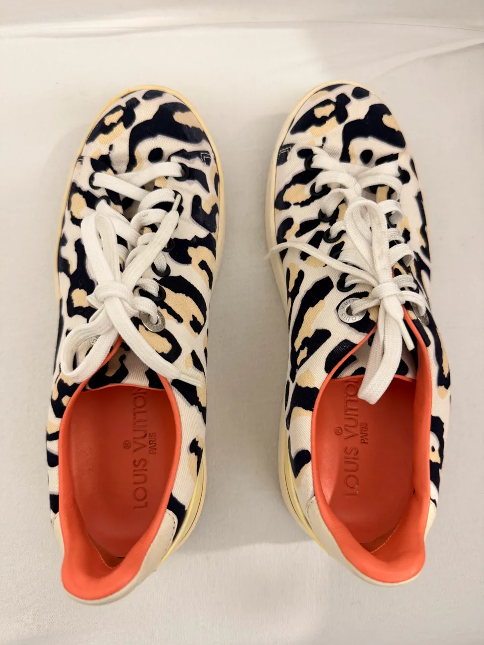 Louis Vuitton · Talle US 5.5