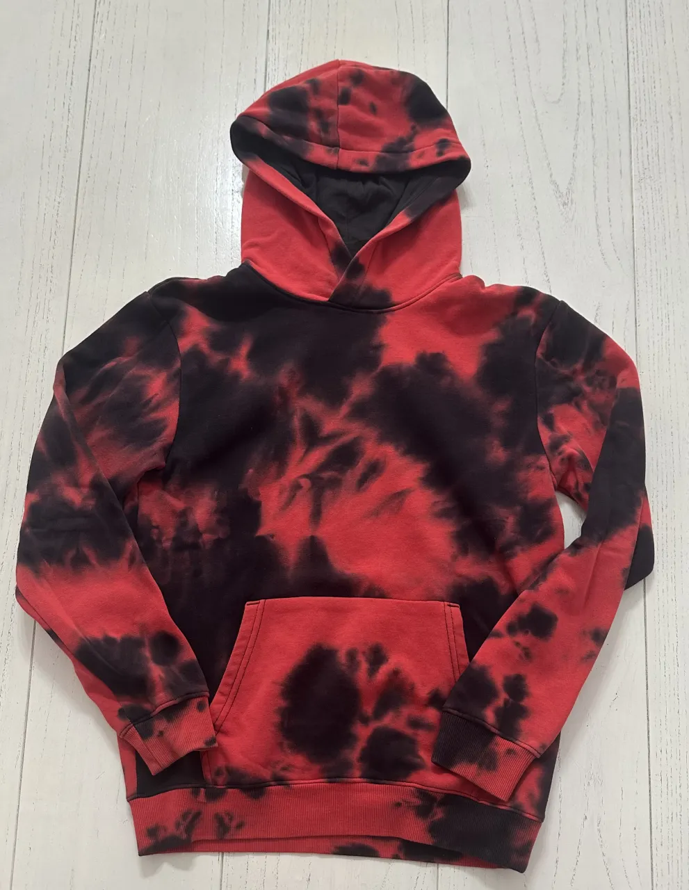 Buzo H&M · Talle 10 años / 140 cm