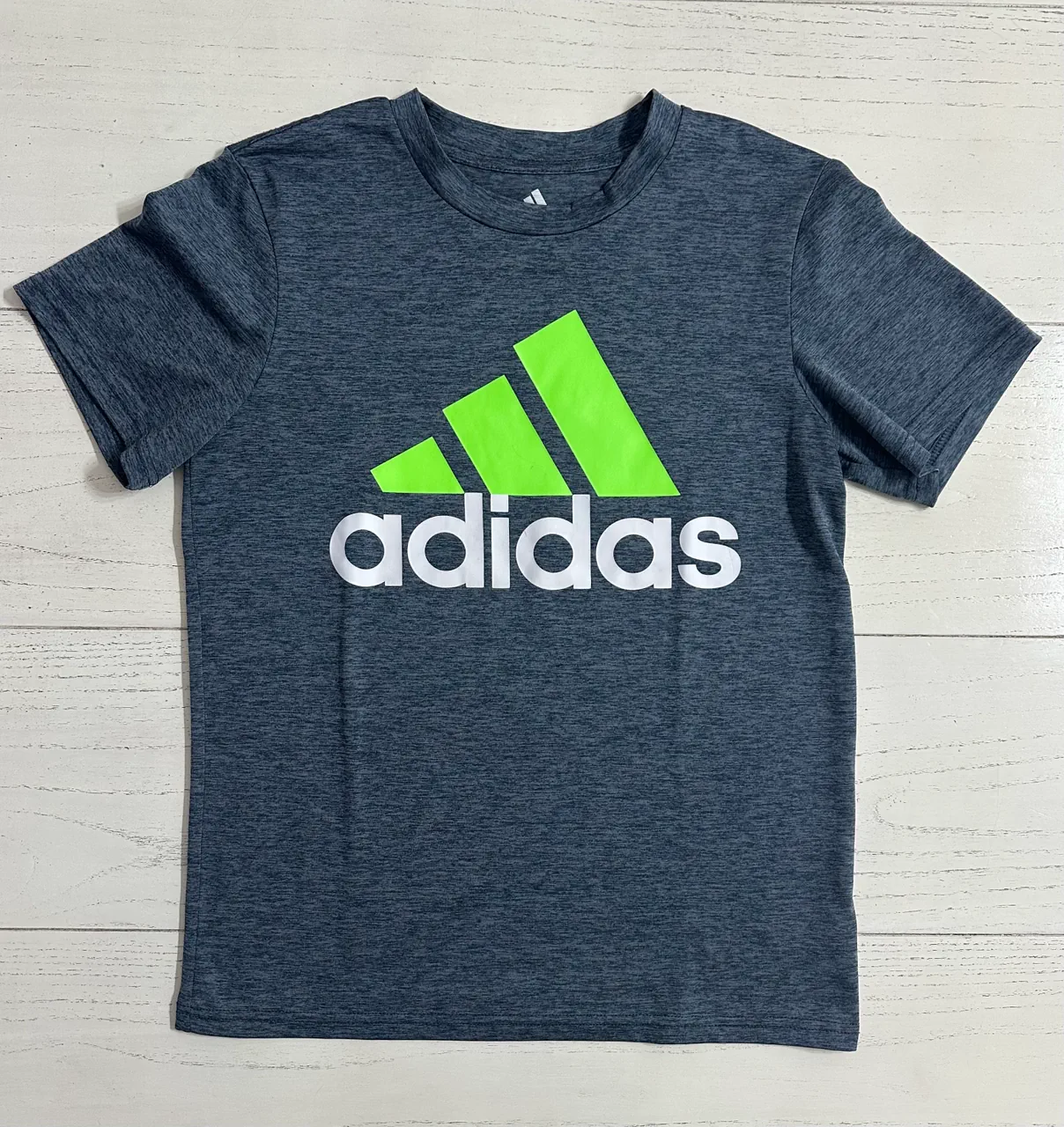 Ropa deportiva adidas · Talle 10 años / 140 cm