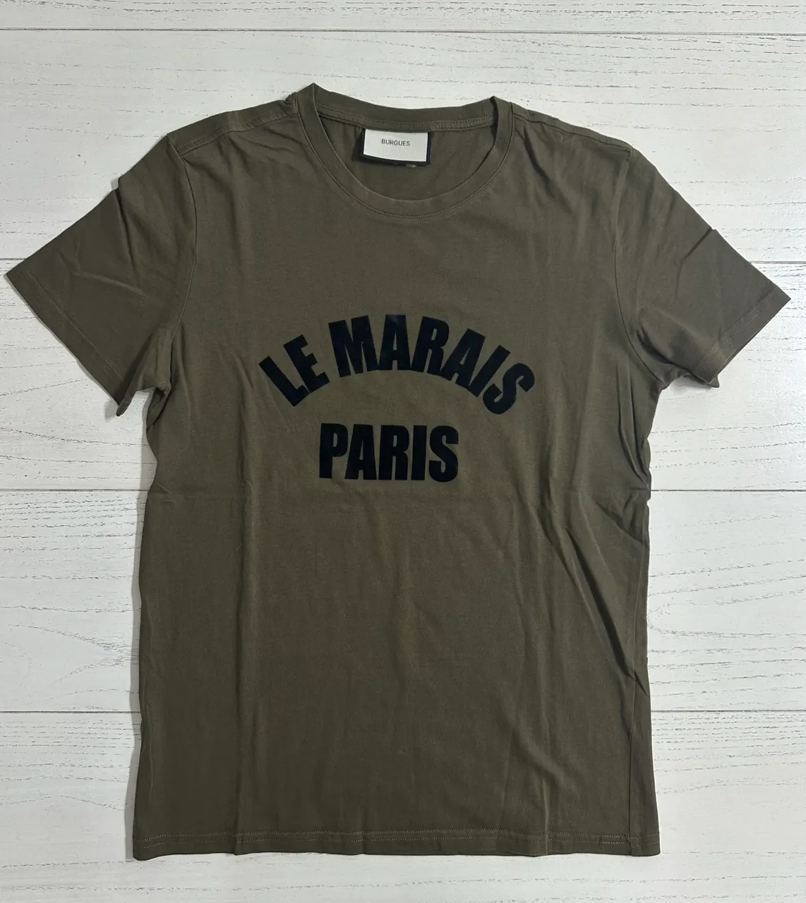 Remera BURGUES · Talle S