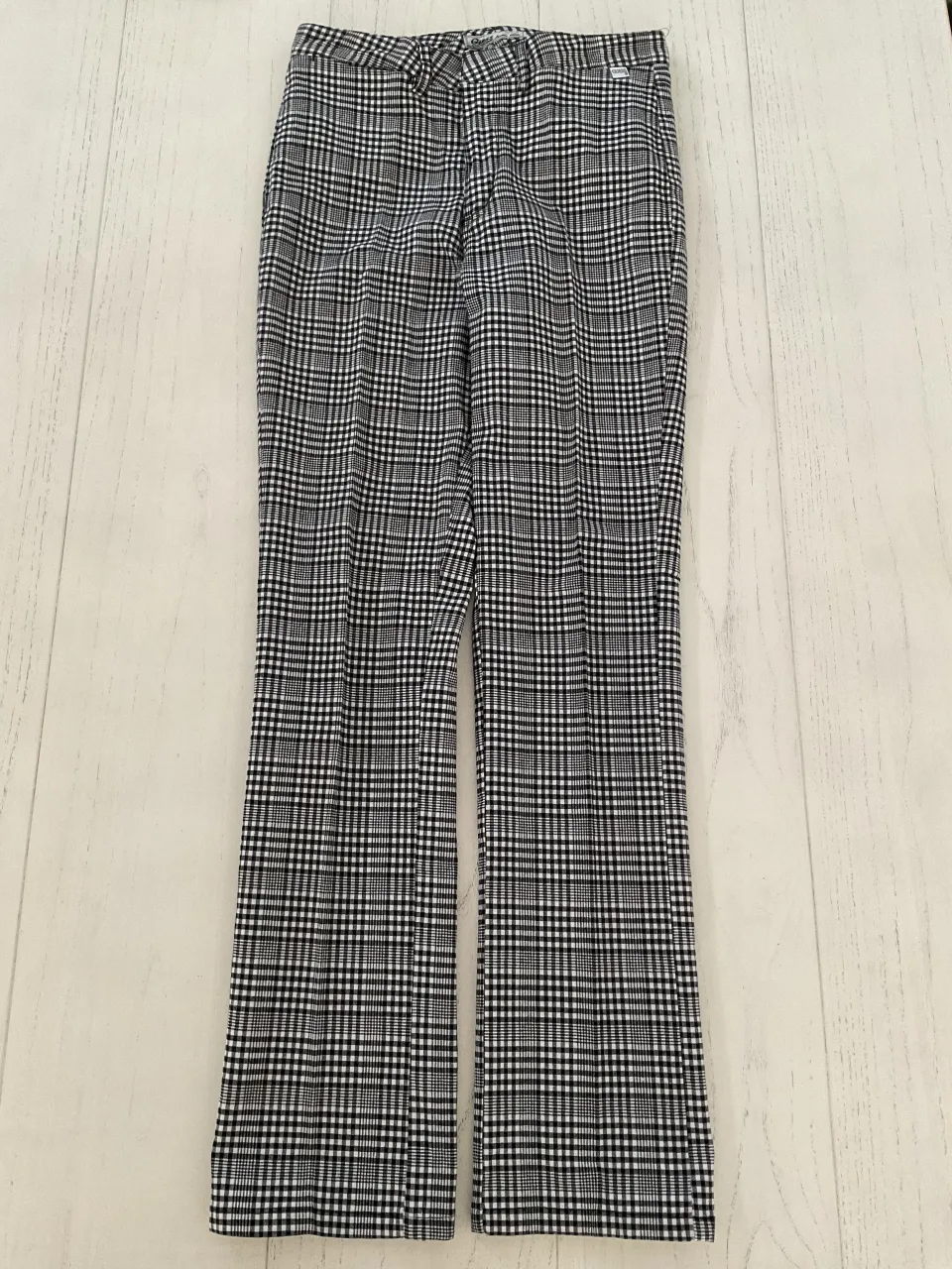 Pantalón GUESS - imagen 1