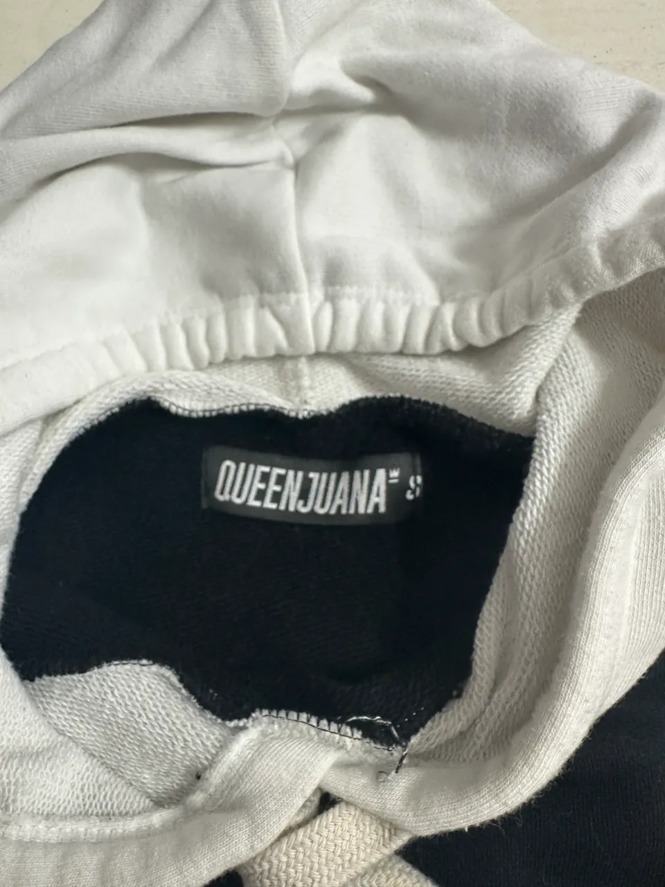 Buzo Queen juana - imagen 2