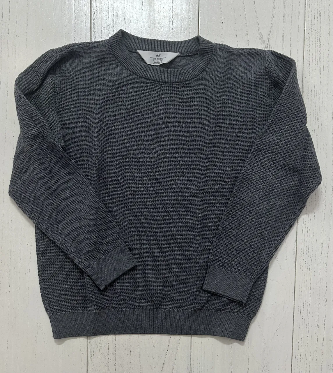Sweater de cuello redondo H&M · Talle 10 años / 140 cm