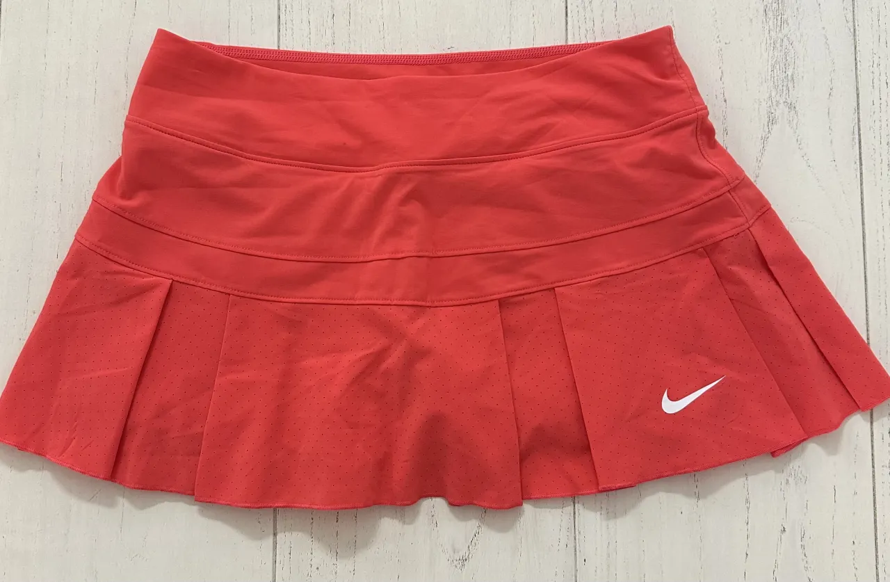 Pollera Nike · Talle S