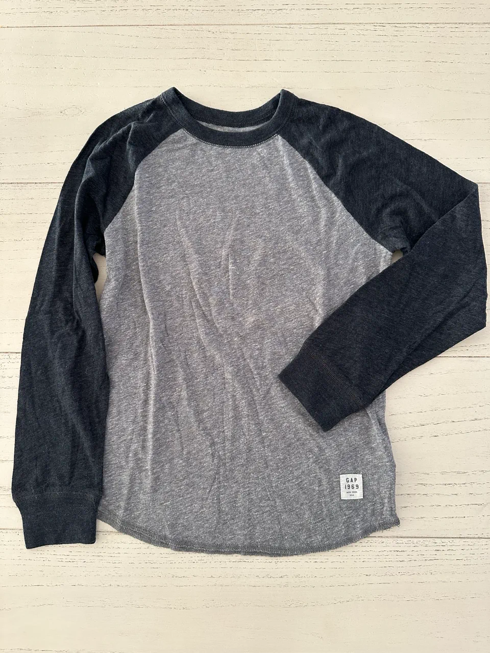 Remera GAP · Talle 6 años / 116 cm