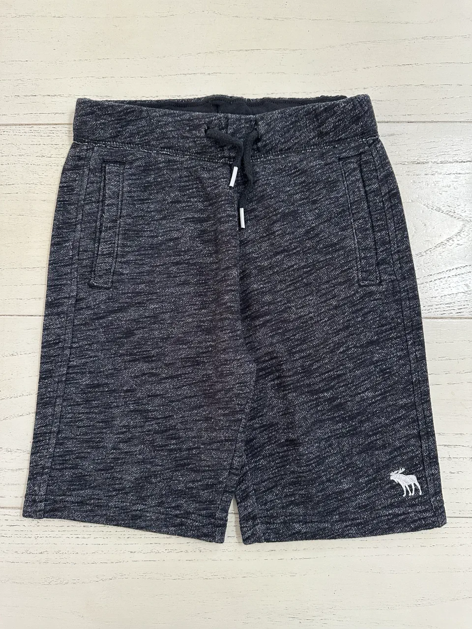 Bermuda Abercrombie kids · Talle 7 años / 122 cm