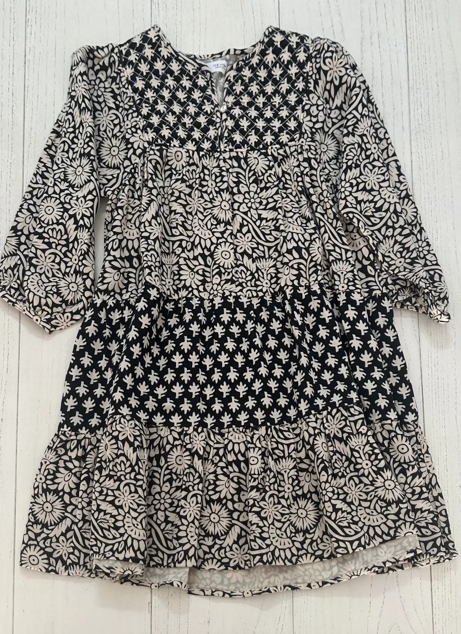 Vestido corto Zara · Talle 9 años / 134 cm