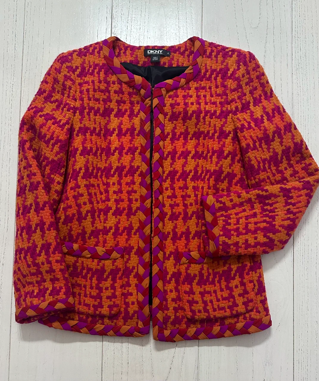 Tapado DKNY · Talle 4