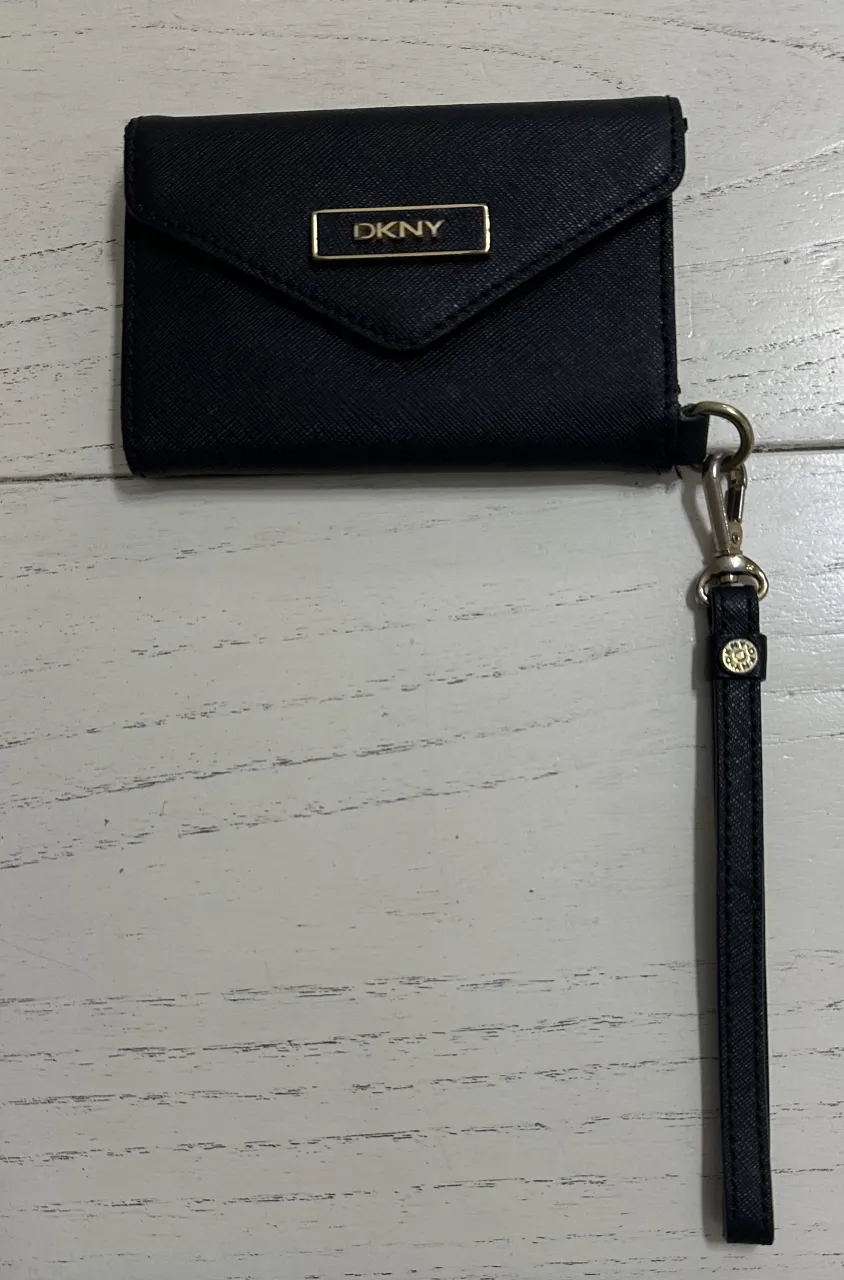 Billetera DKNY