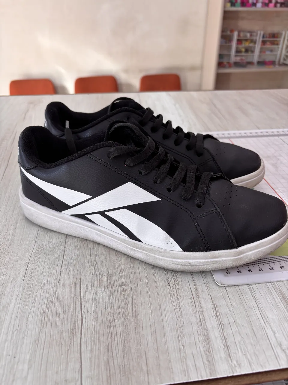 Reebok · Talle AR 39