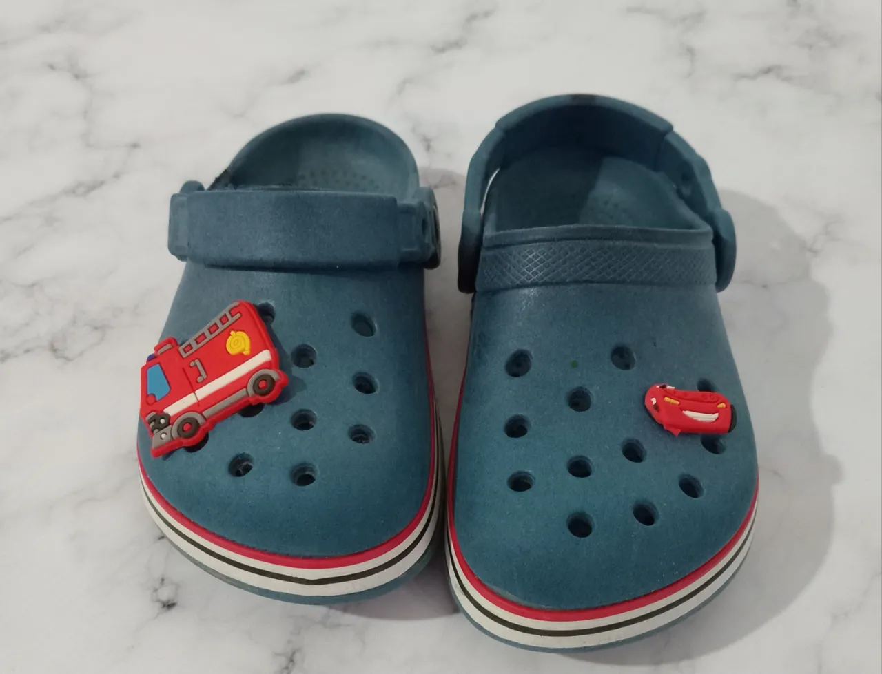 Chancla Crocs · Talle AR 24