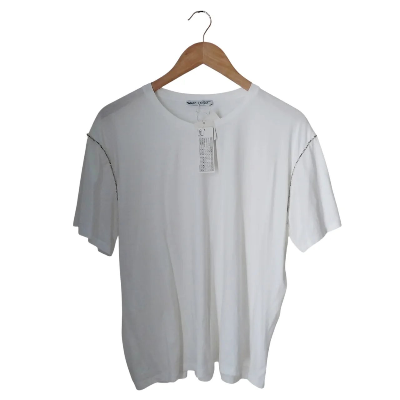 Remera Zara · Talle L