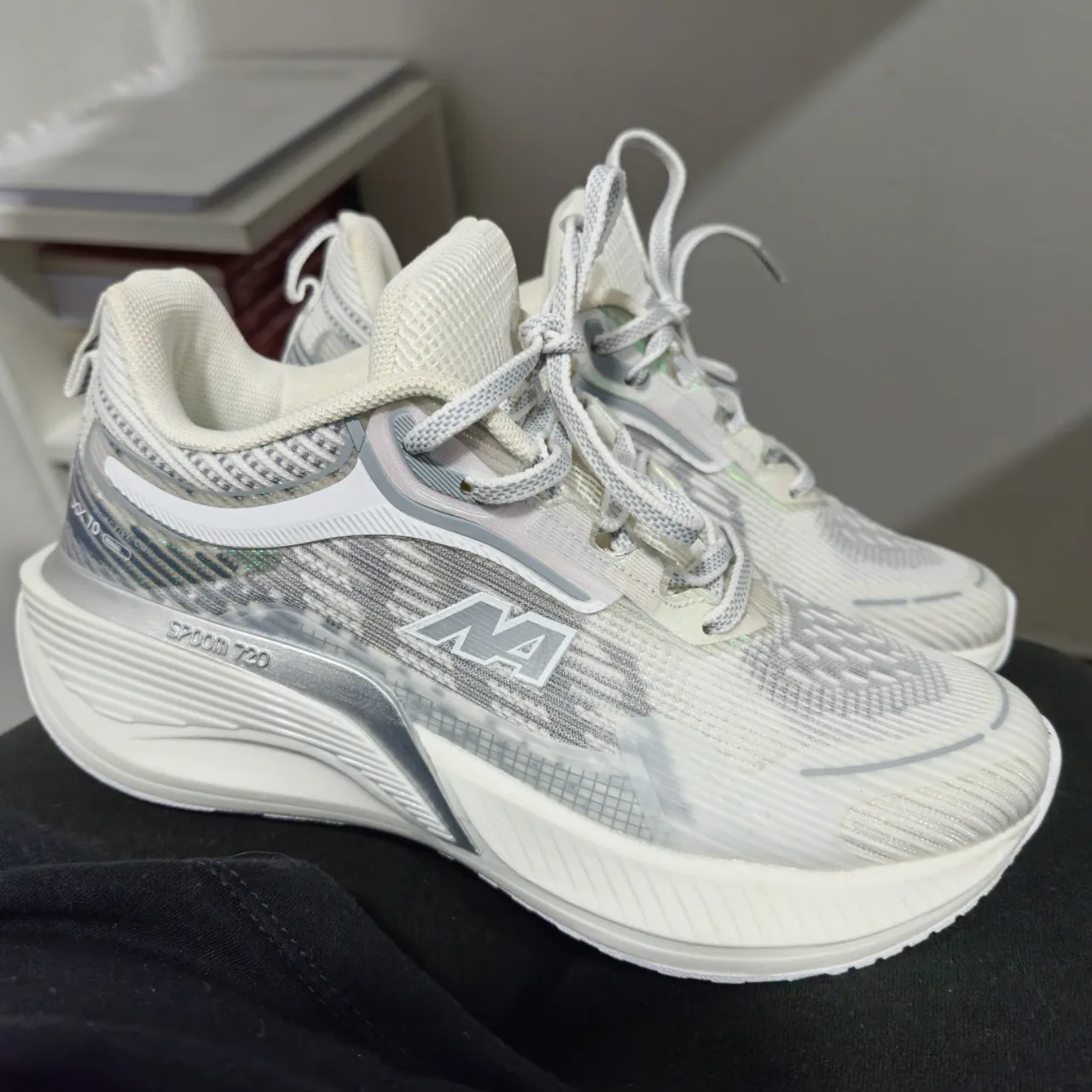 New athetic · Talle AR 36