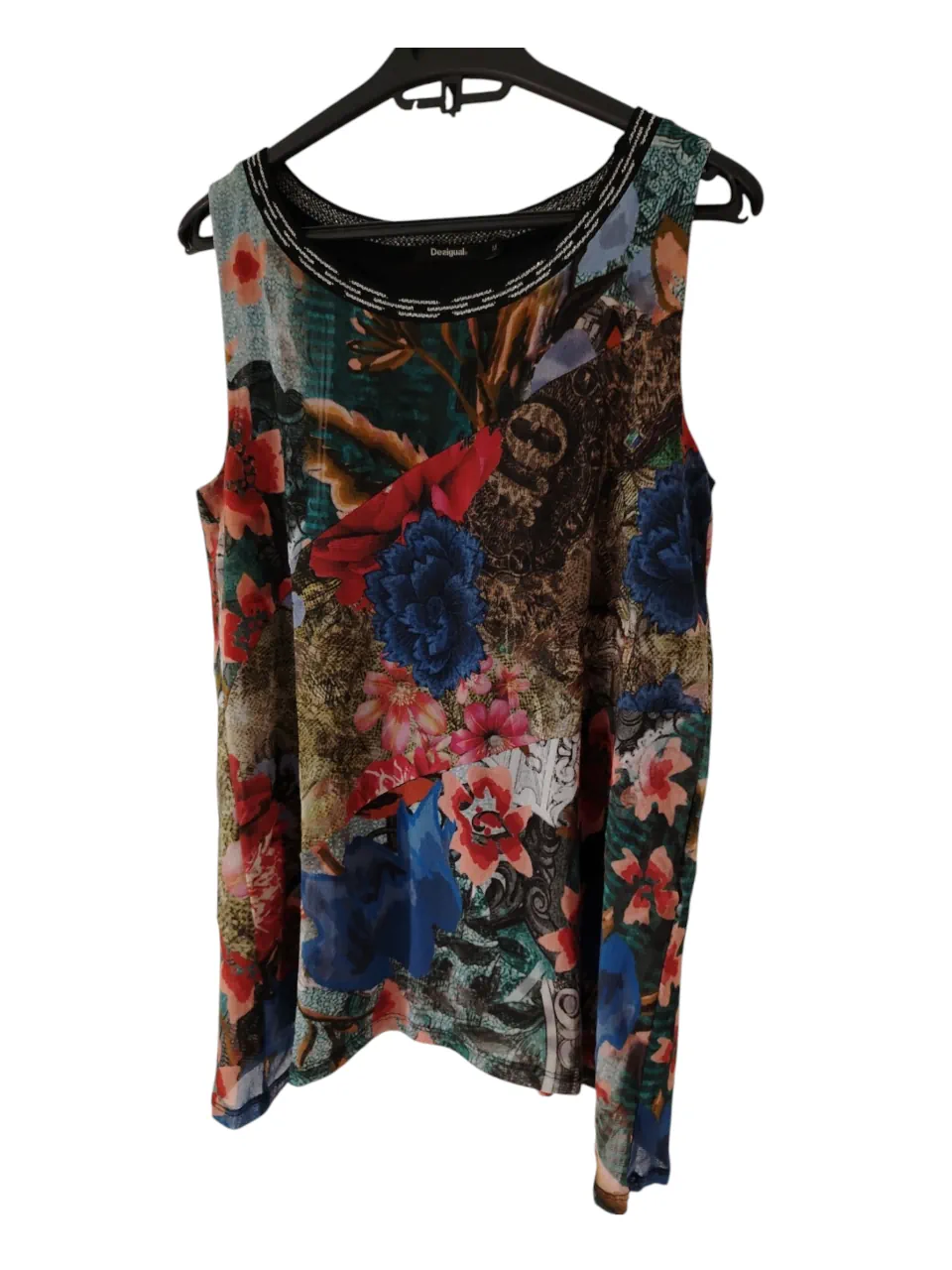 Musculosa Desigual - imagen 1