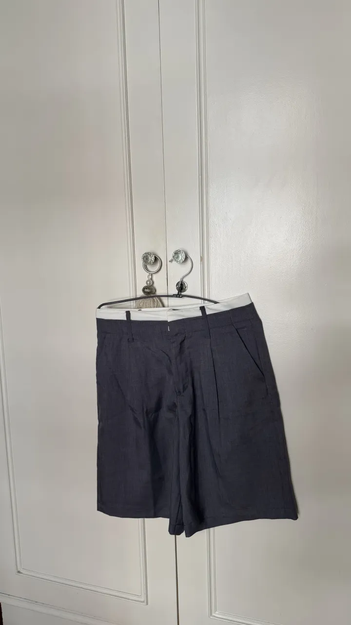 Pantalón Bershka · Talle EU 36