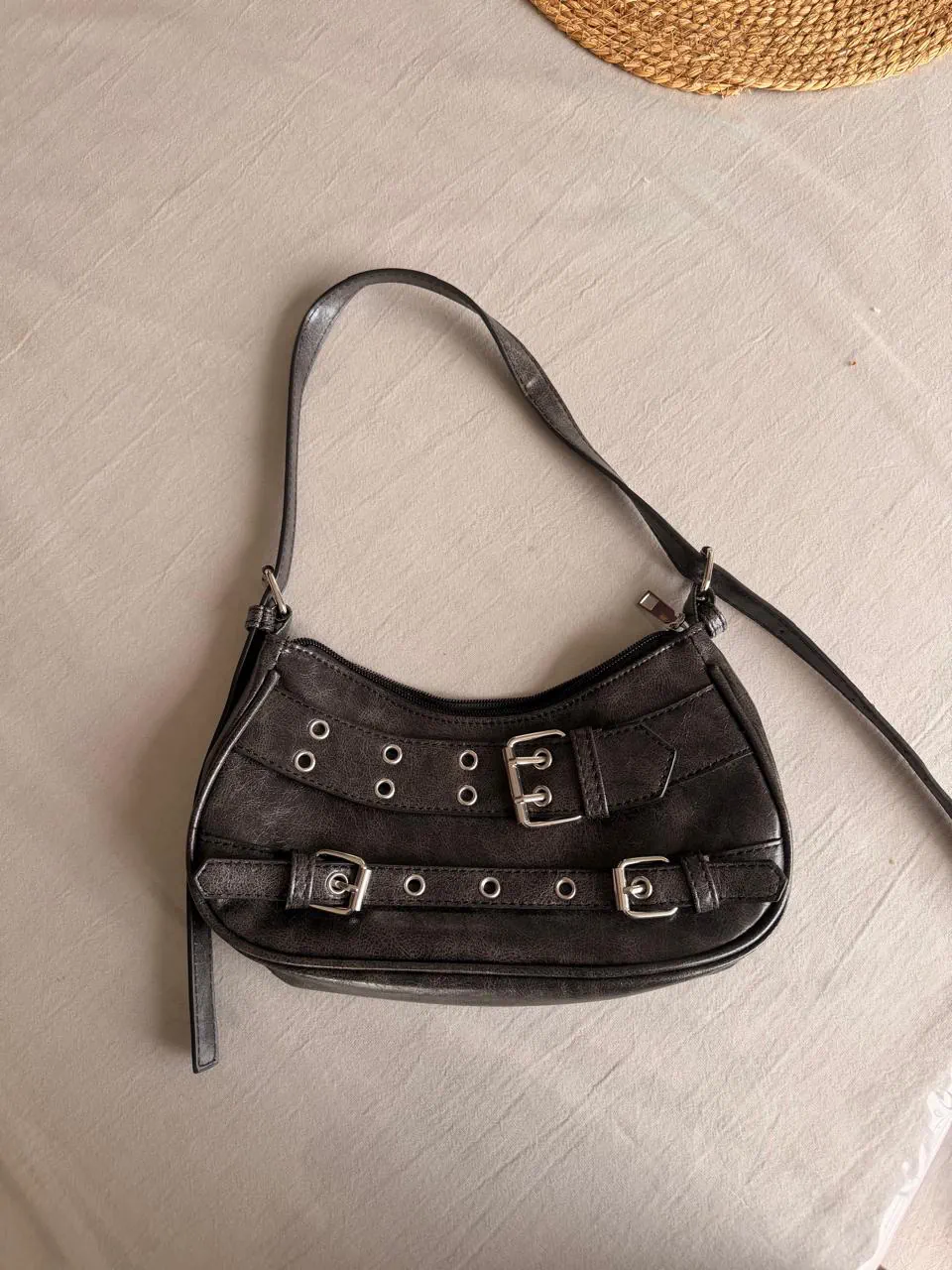 Cartera Bershka - imagen 1