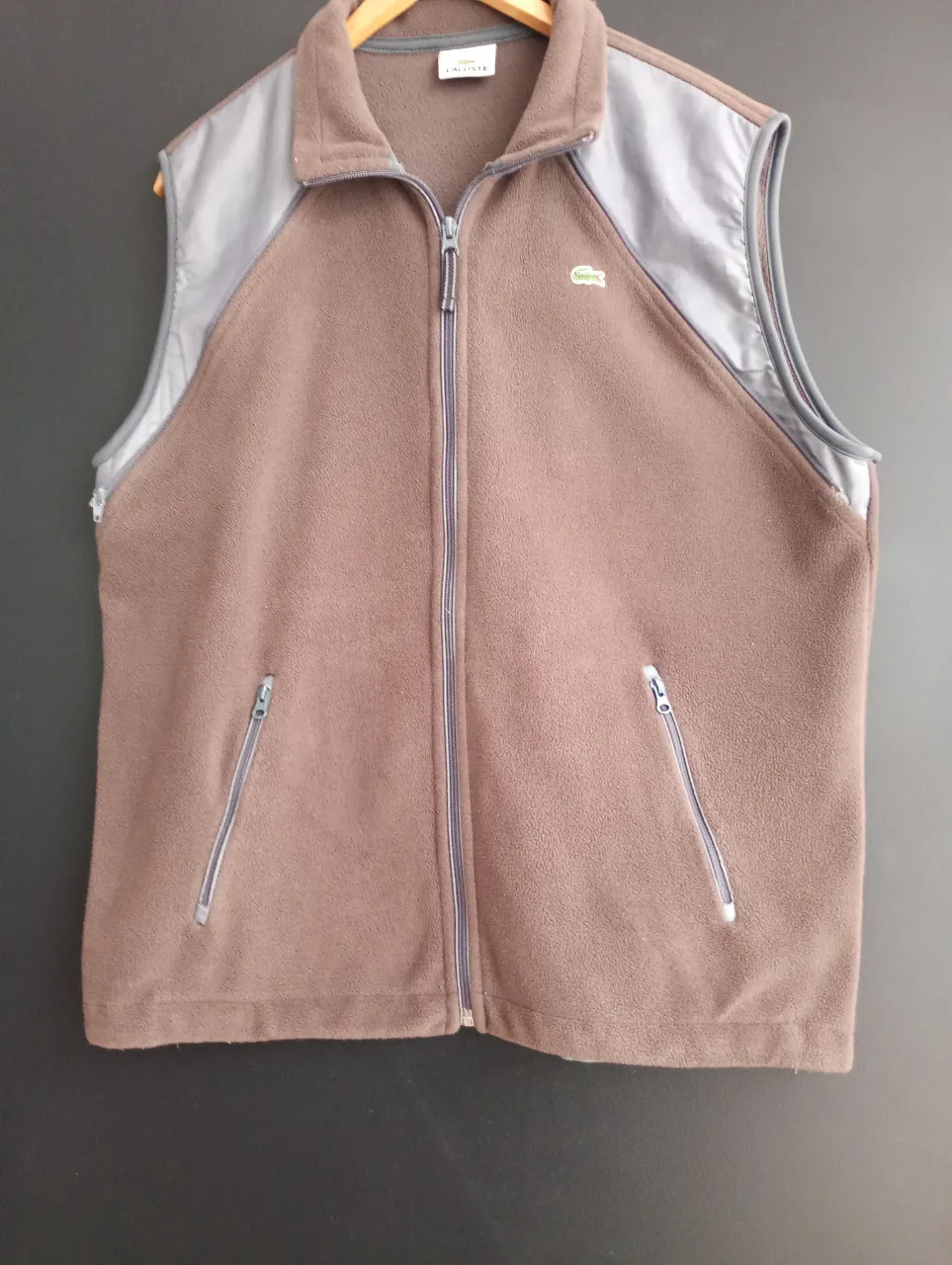 Chaleco Lacoste · Talle L