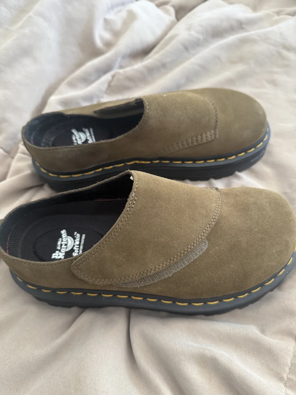 Zuecos Dr. Martens - imagen 1