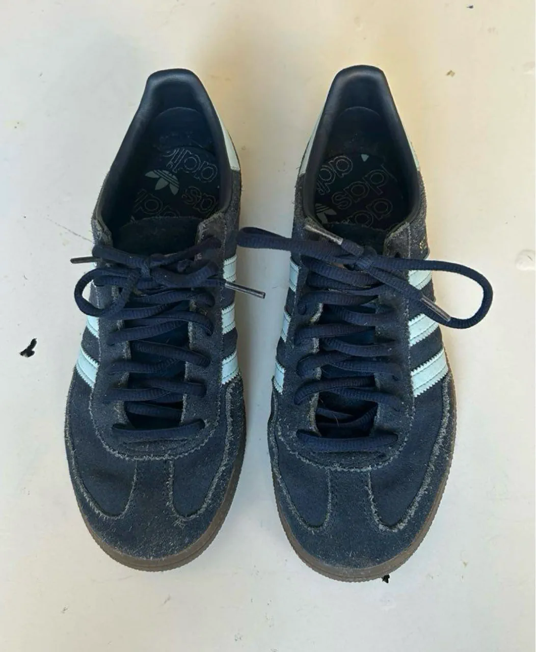 adidas · Talle AR 38