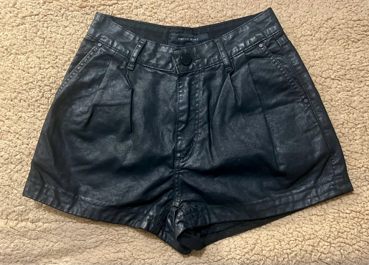 Short Tucci - imagen 1