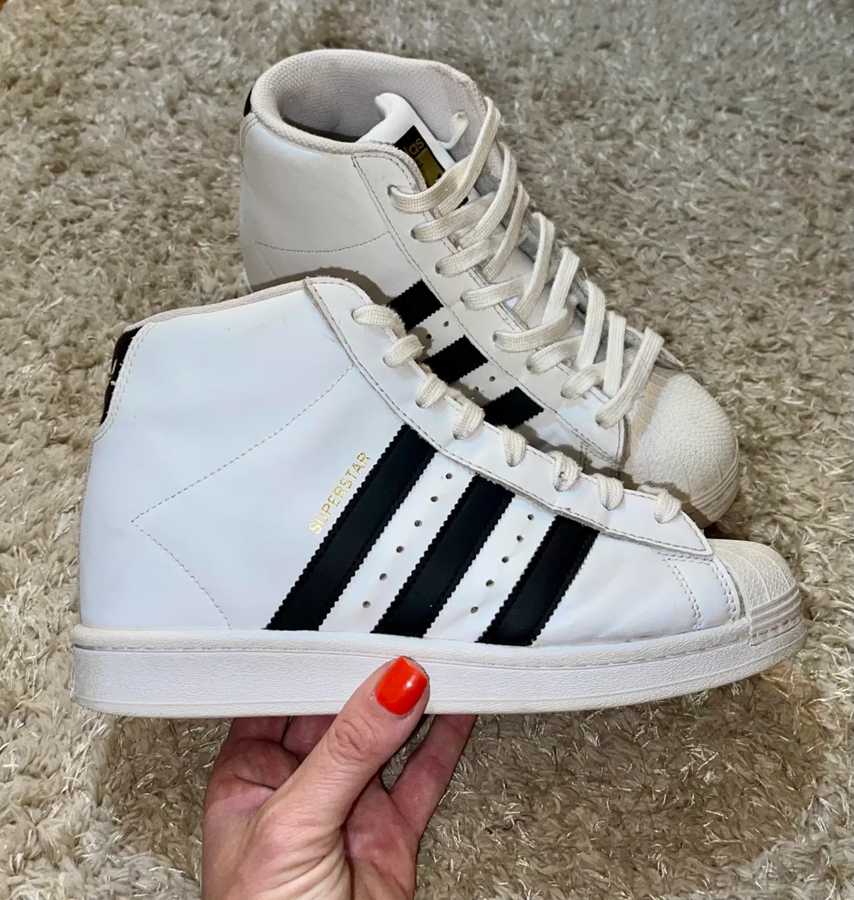 adidas · Talle AR 38