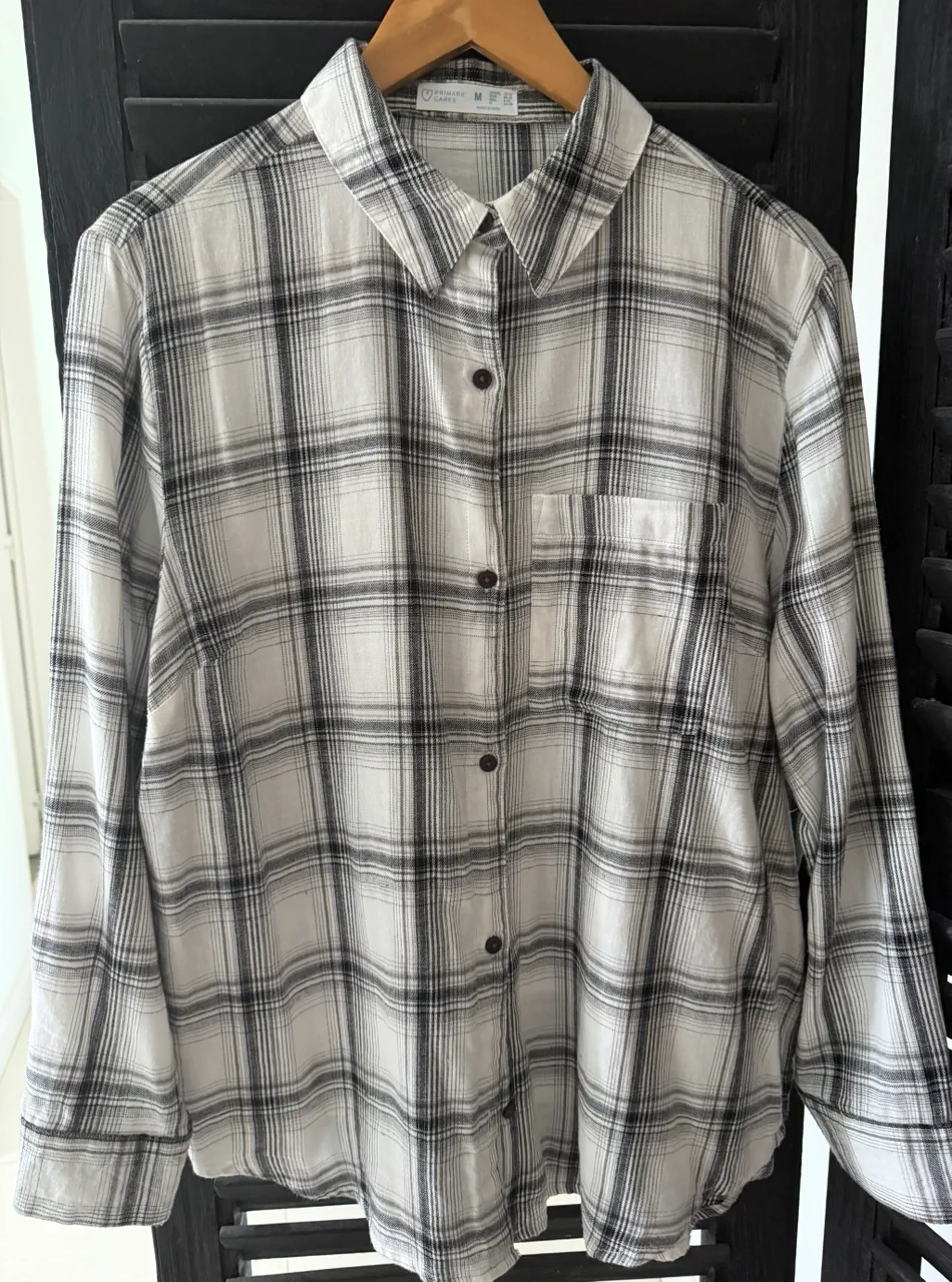 Camisa Primark · Talle M
