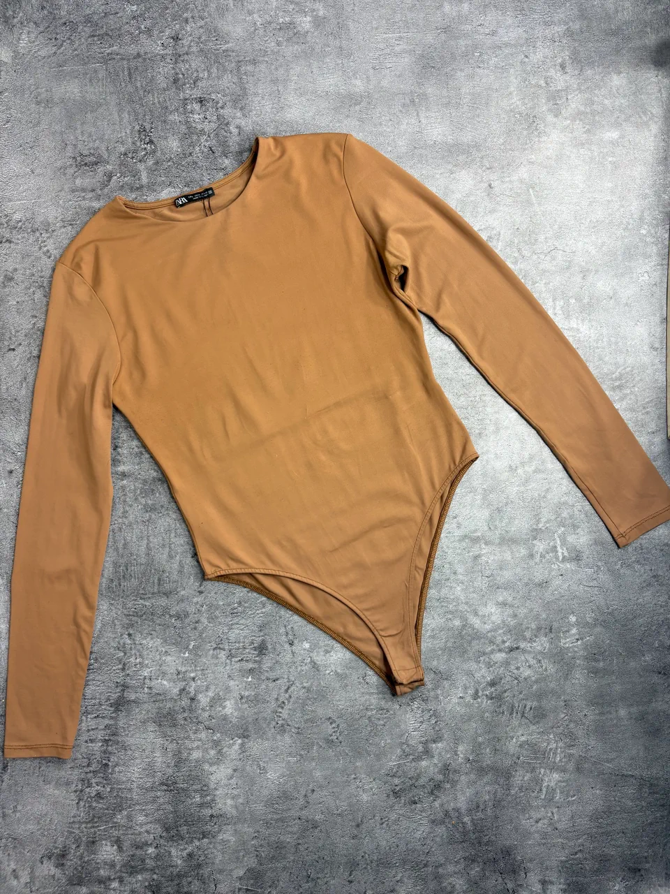 Zara · Talle L