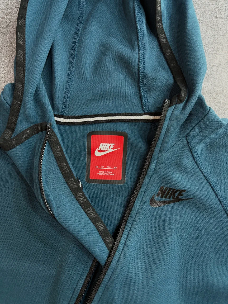 Buzo Nike - imagen 4