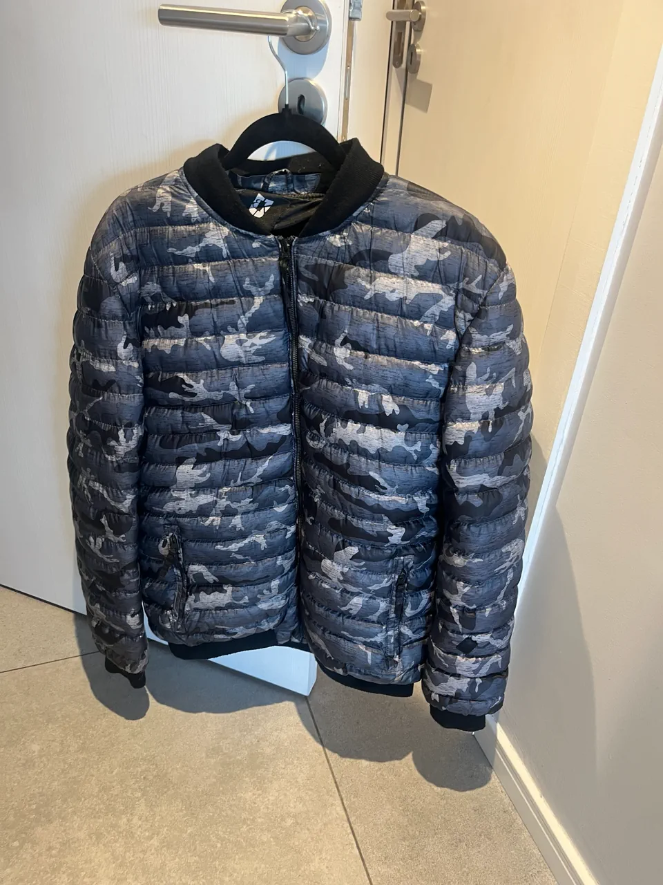 Campera Otra · Talle L